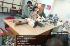 General-Physics-Lab-Pic3-600x450